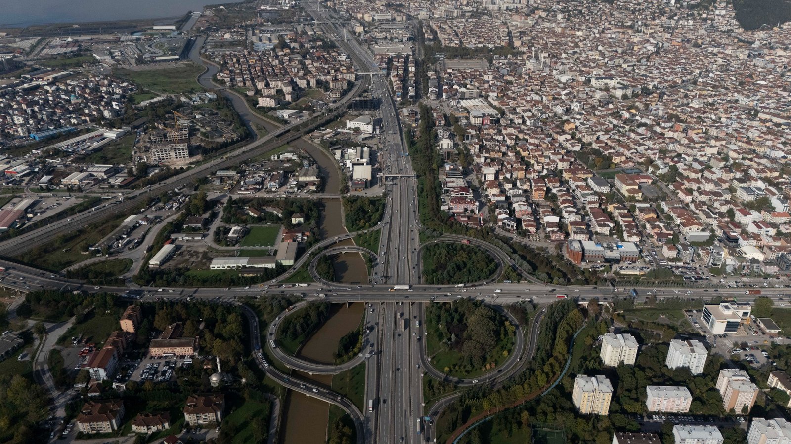 Konum & Ulaşım